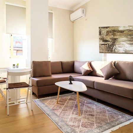 Home Inn Apartment 2 Near City Center Tiranë Luaran gambar